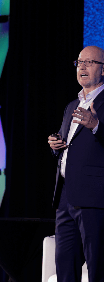 Julian Reeve Speaking.png — press and media photo
