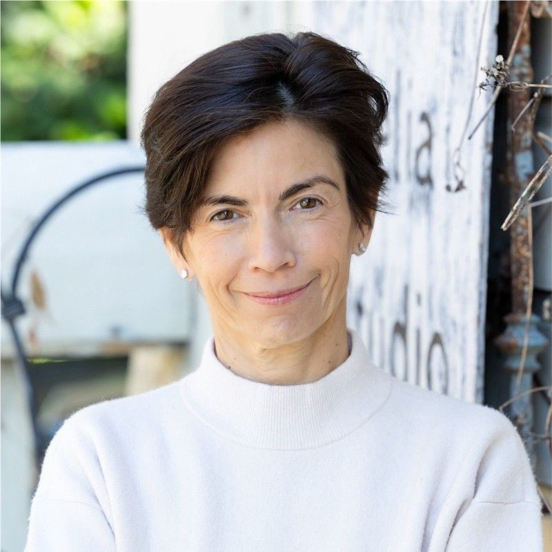 lisa-arrigo-headshot-800.jpg — Lisa Arrigo