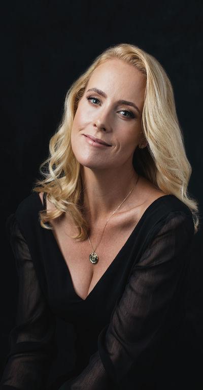 Allura Halliwell — press and media photo
