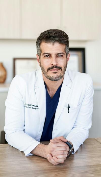Amir Marvasti — press and media photo
