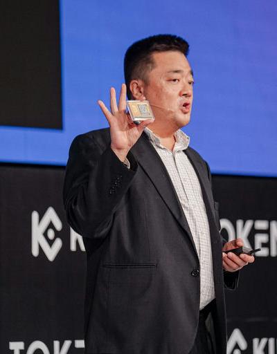Bobby Lee — press and media photo