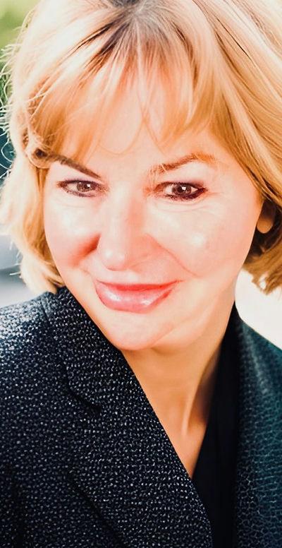 Dr Agnieszka Piotrowska SFHEA, EMCC — press and media photo