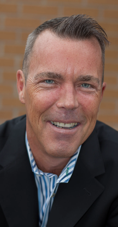 Gary Mitchell — press and media photo