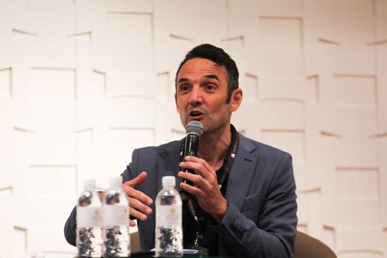 Graham Brown — press and media photo 11