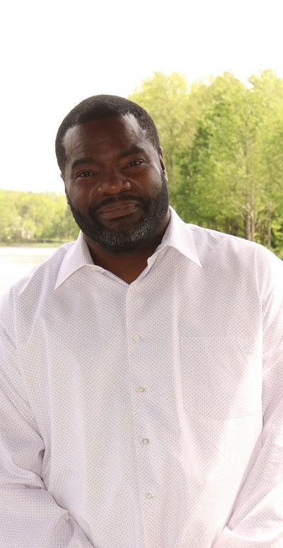 Lionel Moses — press and media photo