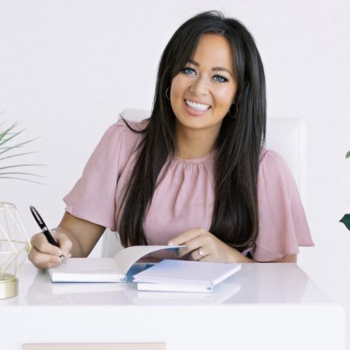 Thais Gibson, podcast guest