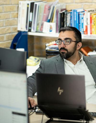 Saul Cohen — press and media photo